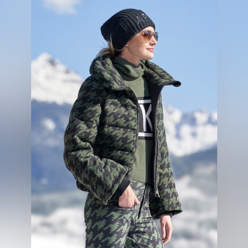 NWOT Perfect Moment Polar Flare Houndstooth Jacket Green Wool